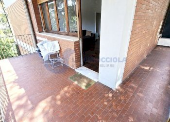 terrazzo zona giorno2.jpg - Bilocale San Lazzaro di Savena - foto 2