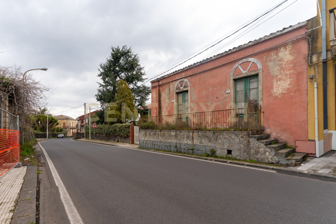 Via Armando Diaz Pisano Zafferana (86).jpg - Villa Via Armando Diaz 262, Zafferana Etnea - foto 1