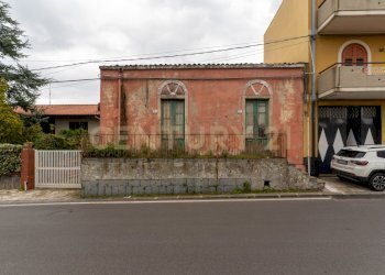 Via Armando Diaz Pisano Zafferana (91).jpg - Villa Via Armando Diaz 262, Zafferana Etnea - foto 2