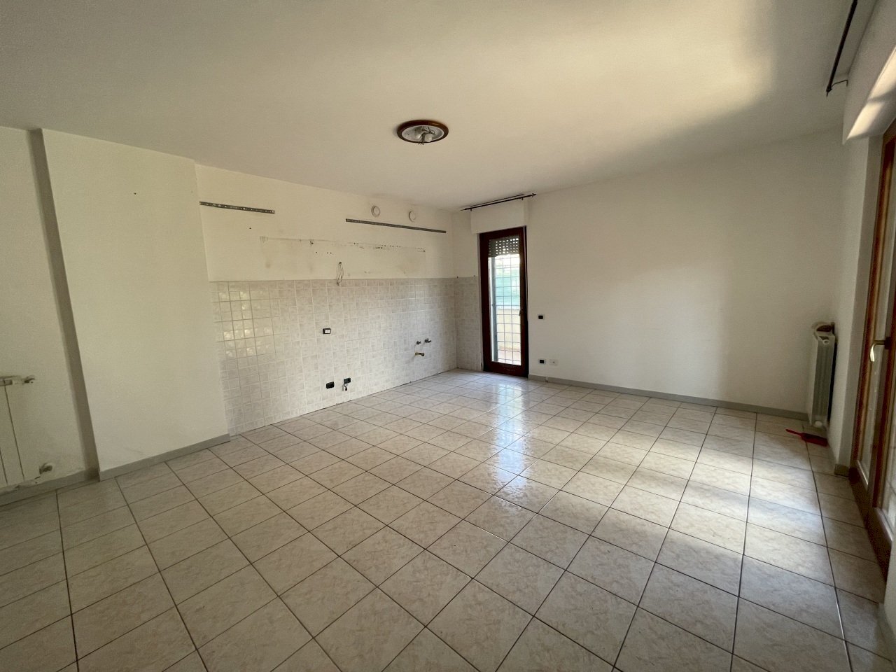IMG_7205.JPG - Three-room apartment Via Cannucciari 1, Nettuno - photo 3