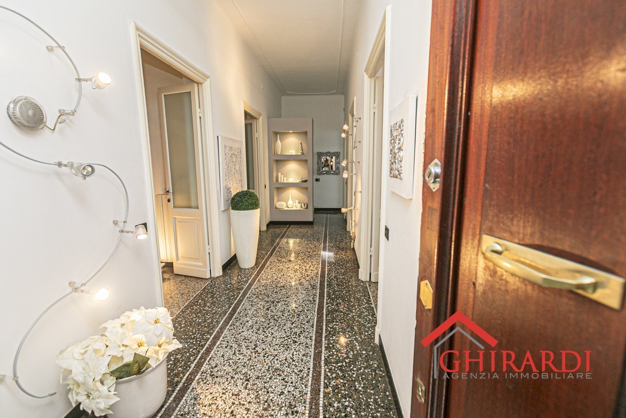 1.0 INGRESSO.jpg - Appartamento PIAZZA BONAVINO 11, Genova (zona Pegli) - foto 2