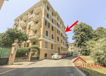 11.0 EDIFICIO.jpg - Appartamento PIAZZA BONAVINO 11, Genova (zona Pegli) - foto 1