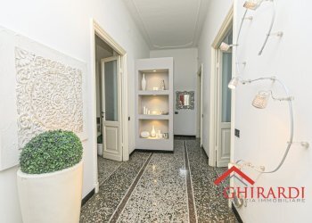 1.2 INGRESSO.jpg - Appartamento PIAZZA BONAVINO 11, Genova (zona Pegli) - foto 4