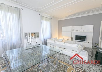 2.6 SALA.jpg - Appartamento PIAZZA BONAVINO 11, Genova (zona Pegli) - foto 11