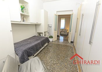 5.0 CAMERA 2.jpg - Appartamento PIAZZA BONAVINO 11, Genova (zona Pegli) - foto 25