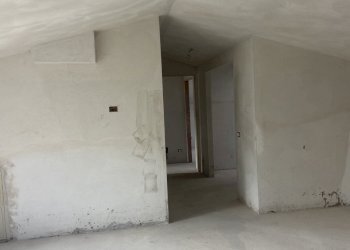 B5C1507D-B2FD-4C93-910F-EBD63C6E6F4E.jpeg - Attic via aldo moro, Osimo - photo 12