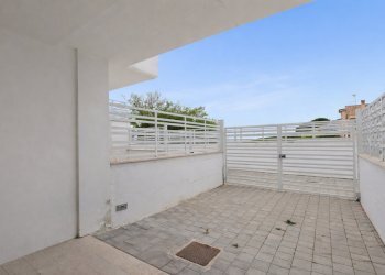 file_00000000fd9471fd9e99551b406f59ba.png - Quadrilocale Via Capranica 10, Guidonia Montecelio - foto 2