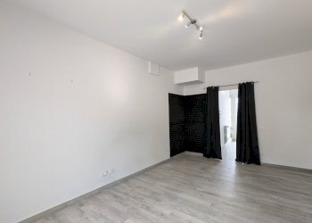 PXL_20260402_095338776~2.jpg - Quadrilocale Via Capranica 10, Guidonia Montecelio - foto 22