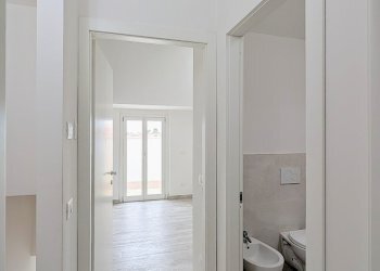 PXL_20260402_094201612~2.jpg - Quadrilocale Via Capranica 10, Guidonia Montecelio - foto 30