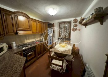 PHOTO-2026-04-03-15-30-59 7.jpg - Porzione di casa Seravezza - foto 7