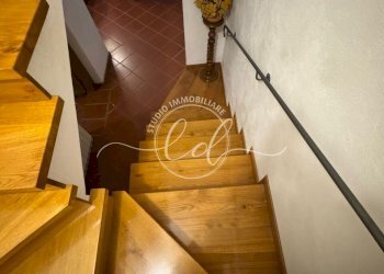 PHOTO-2026-04-03-15-30-59 8.jpg - Porzione di casa Seravezza - foto 8