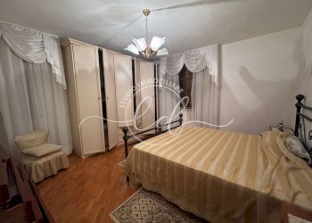 PHOTO-2026-04-03-15-30-59 12.jpg - Porzione di casa Seravezza - foto 12