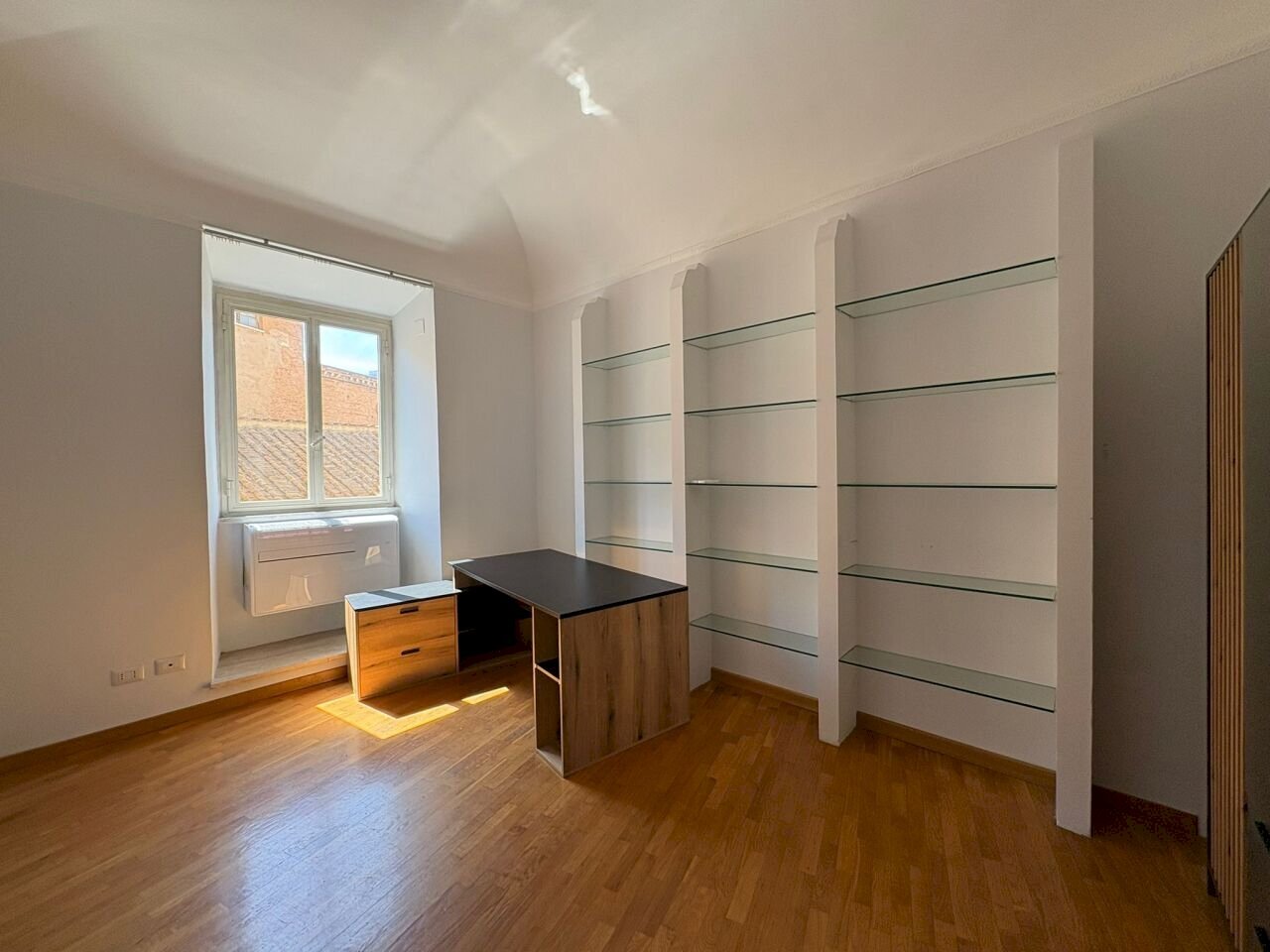 WhatsApp Image 2026-04-10 at 12.57.34.jpeg - Trilocale Via di San Giovanni in Laterano 276, Roma - foto 2