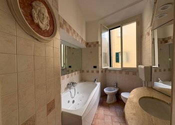 WhatsApp Image 2026-04-10 at 12.57.33 (5).jpeg - Trilocale Via di San Giovanni in Laterano 276, Roma - foto 14