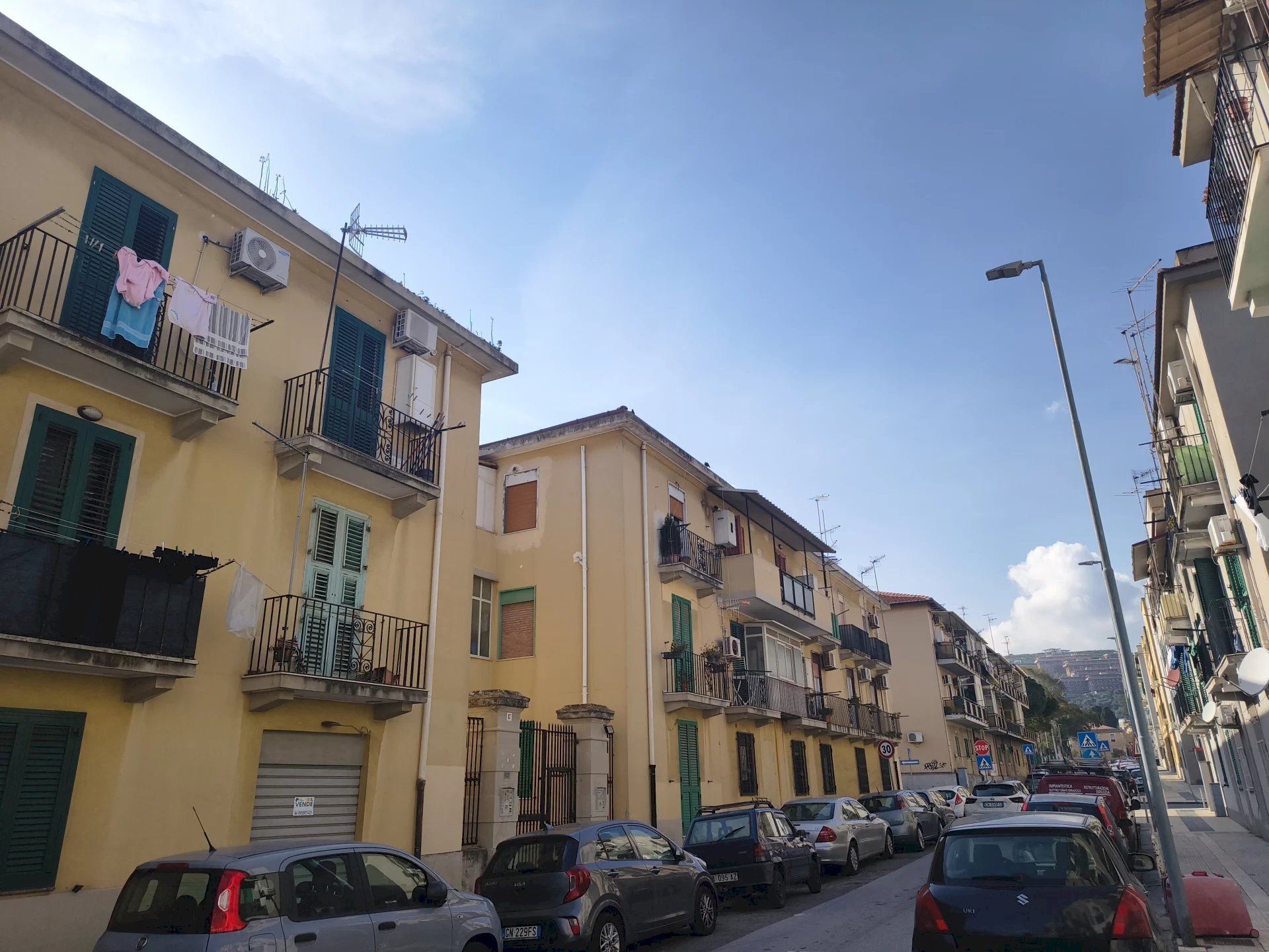 Locale Commerciale Via Lucania, n., Messina - foto 3