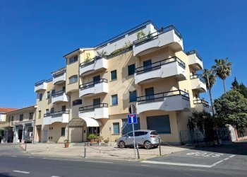 One-room apartment Via Generale Ardoino, Diano Marina - photo 1