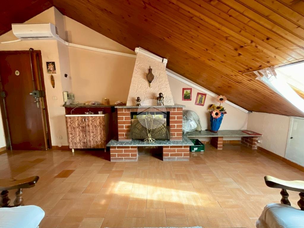 Attic Via dogliotti achille mario, Leini - photo 3