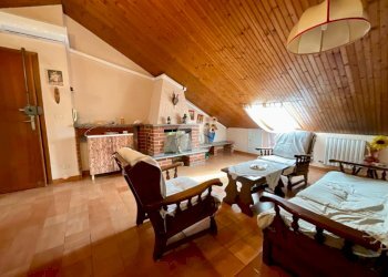 Attic Via dogliotti achille mario, Leini - photo 8