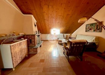 Attic Via dogliotti achille mario, Leini - photo 9