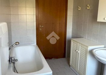 One-room apartment Via Vigna, Ciriè - photo 8