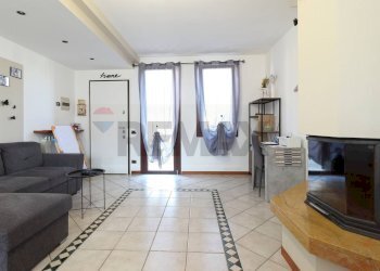 Two-room apartment Palazzago, BG, Palazzago - photo 2