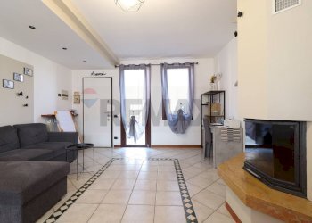 Two-room apartment Palazzago, BG, Palazzago - photo 5