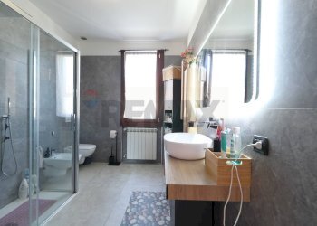 Two-room apartment Palazzago, BG, Palazzago - photo 17
