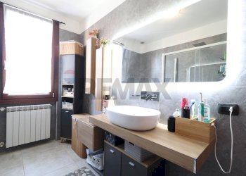 Two-room apartment Palazzago, BG, Palazzago - photo 18