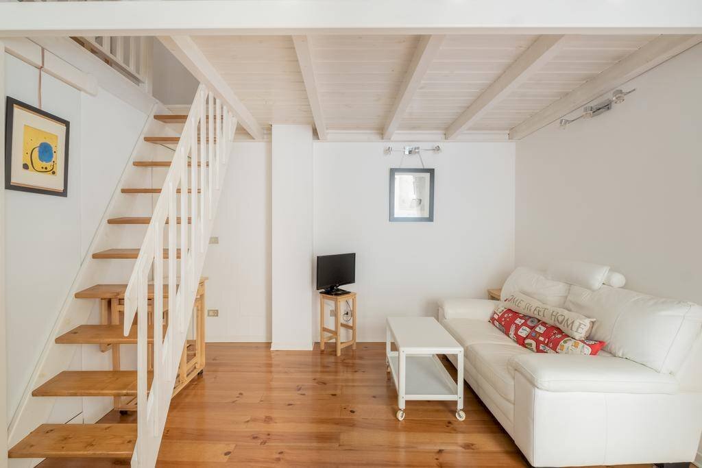 Bilocale Via Santo Stefano 84, Bologna (zona Centro Storico) - foto 3