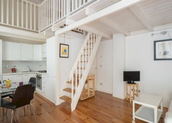 Bilocale Via Santo Stefano 84, Bologna (zona Centro Storico) - foto 1