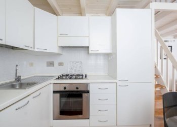 Bilocale Via Santo Stefano 84, Bologna (zona Centro Storico) - foto 4