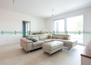 Four-room apartment Via Guglielmo Marconi, San Cesario sul Panaro - photo 5