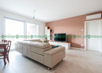 Four-room apartment Via Guglielmo Marconi, San Cesario sul Panaro - photo 8