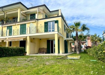 Quadrilocale Via Louis Pasteur, 116, Bordighera - foto 1