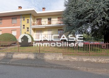 Trilocale via Cesare Caffaratti, 9, Bricherasio - foto 1