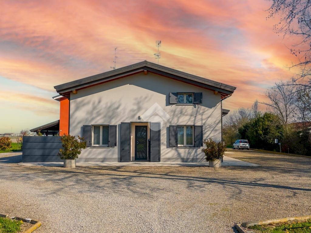Casa semi indipendente Via Degli Azzarri, Reggio nell'Emilia - foto 2
