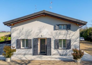 Casa semi indipendente Via Degli Azzarri, Reggio nell'Emilia - foto 3