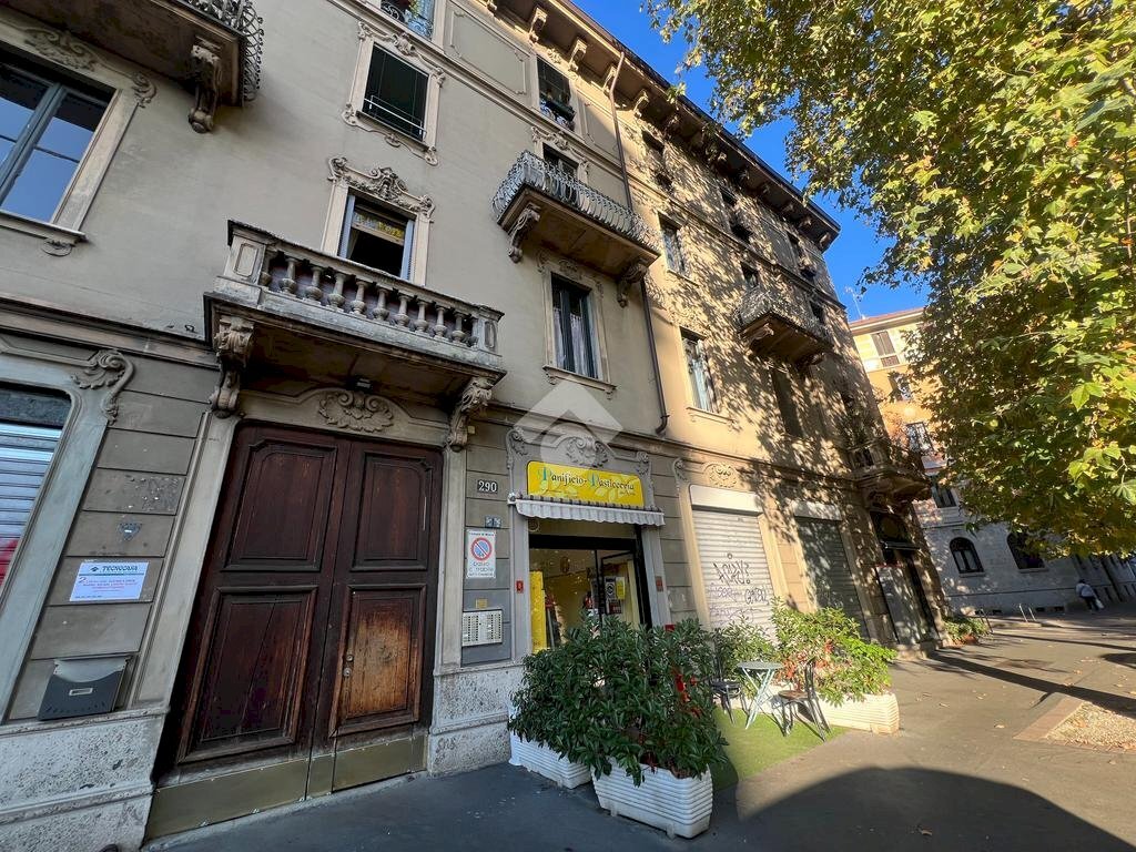 Negozio viale Certosa, Milano - foto 1