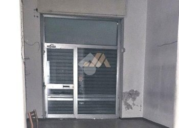 Negozio viale Certosa, Milano - foto 8