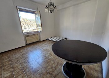 Trilocale Via Sant' ambrogio di fegino, Genova (zona Rivarolo) - foto 12