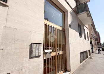 One-room apartment Via Friuli, Milano - photo 2