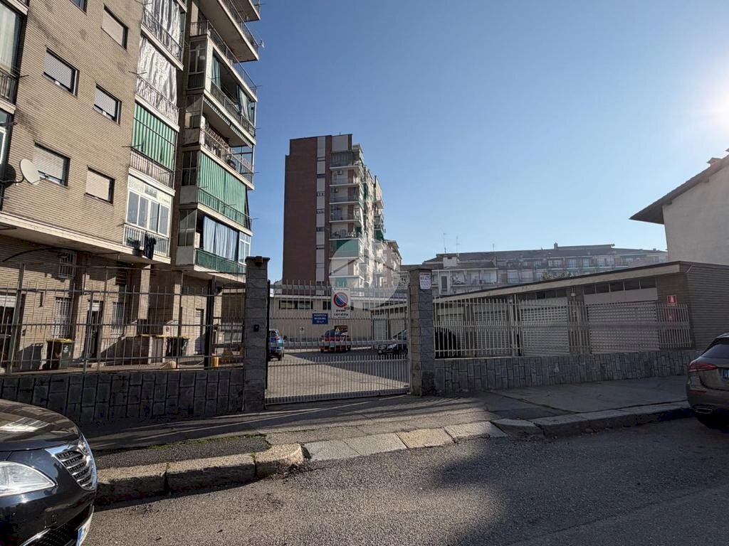 Box Via Brusnengo, Torino (zona Madonna Campagna) - foto 1