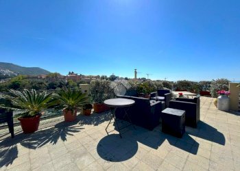 Quadrilocale Via Brigata Salerno, Genova (zona Sturla) - foto 3