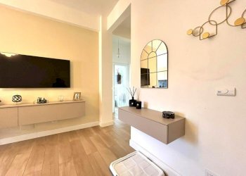 Quadrilocale Via Brigata Salerno, Genova (zona Sturla) - foto 9