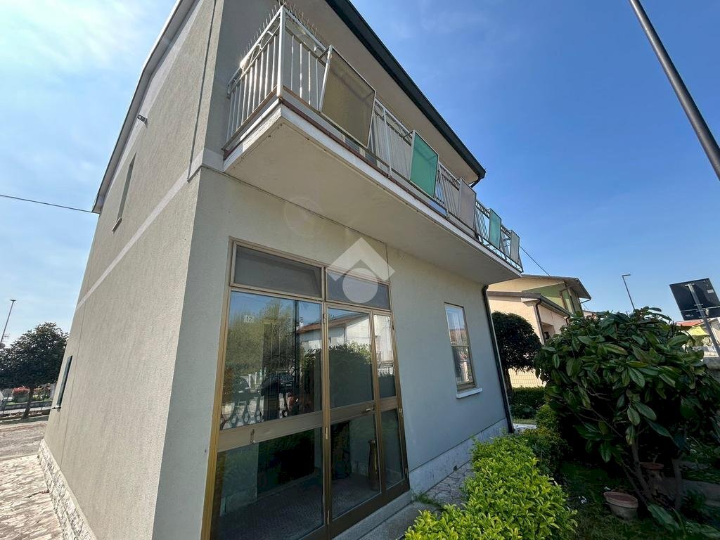 Villa Via Manfredonia, Ravenna (zona Fosso Ghiaia) - foto 3