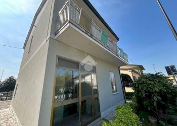 Villa Via Manfredonia, Ravenna (zona Fosso Ghiaia) - foto 3