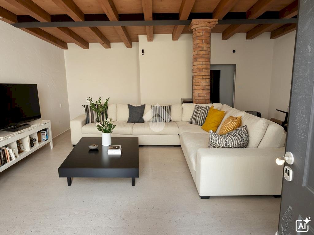 Porzione di casa Strada Ugozzolo, Parma (zona Paradigna) - foto 1