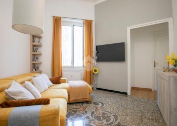 Quadrilocale Via Montaldo, Genova (zona Marassi) - foto 1