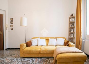 Quadrilocale Via Montaldo, Genova (zona Marassi) - foto 3