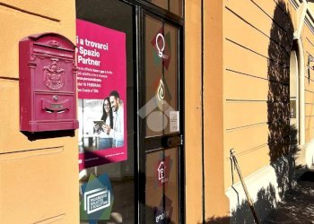 Shop via Andrea Costa, Bologna (neighborhood Costa Saragozza) - photo 4